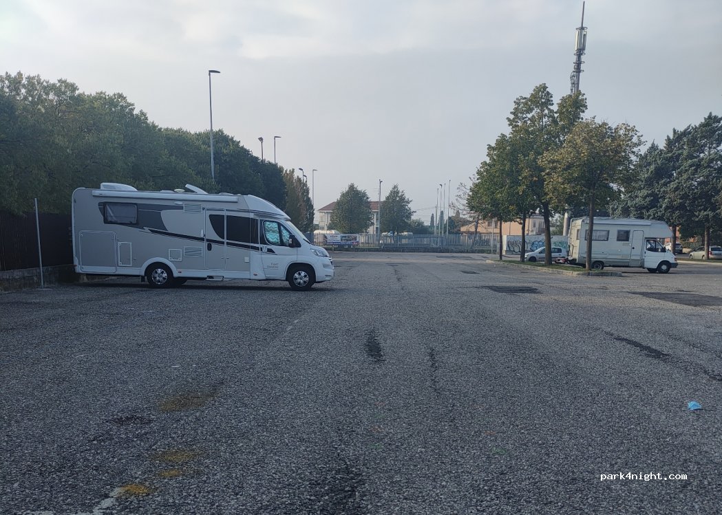 (37132) Verona - 1 Via Gran Sasso — foto