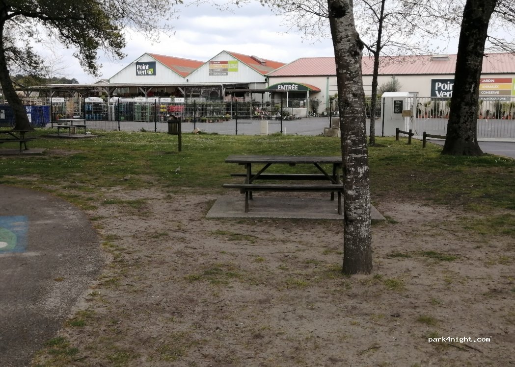 (40230) Saint-Vincent-de-Tyrosse - Av. du Poun de Burry — foto