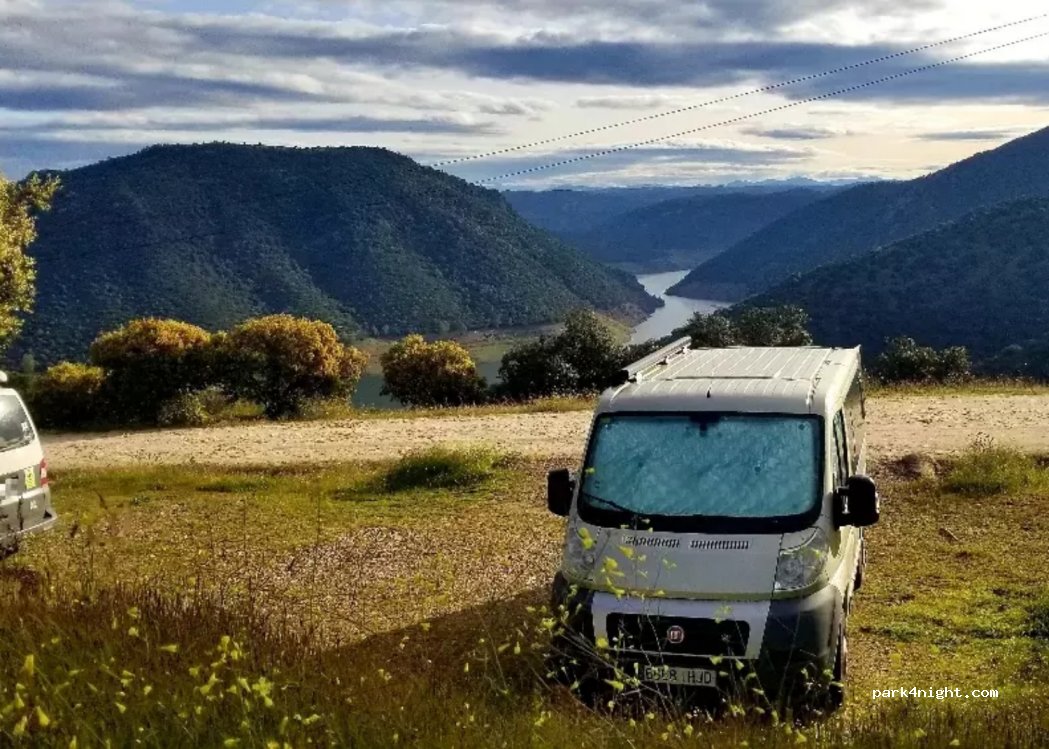 Mirador del embalse del Jándula — foto