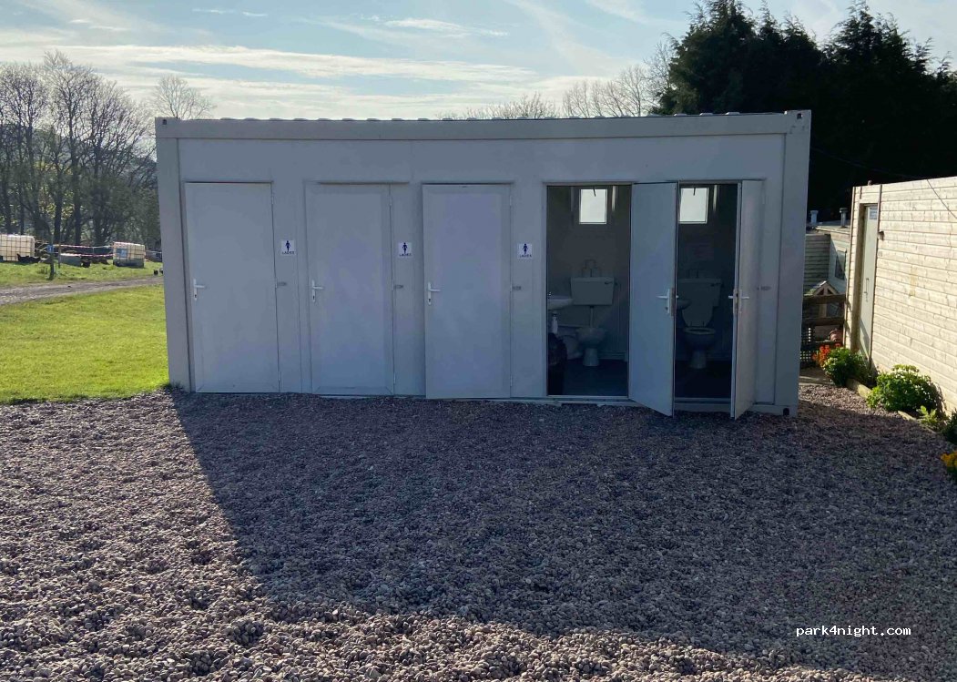 Beltonville Farm shop and campsite — foto