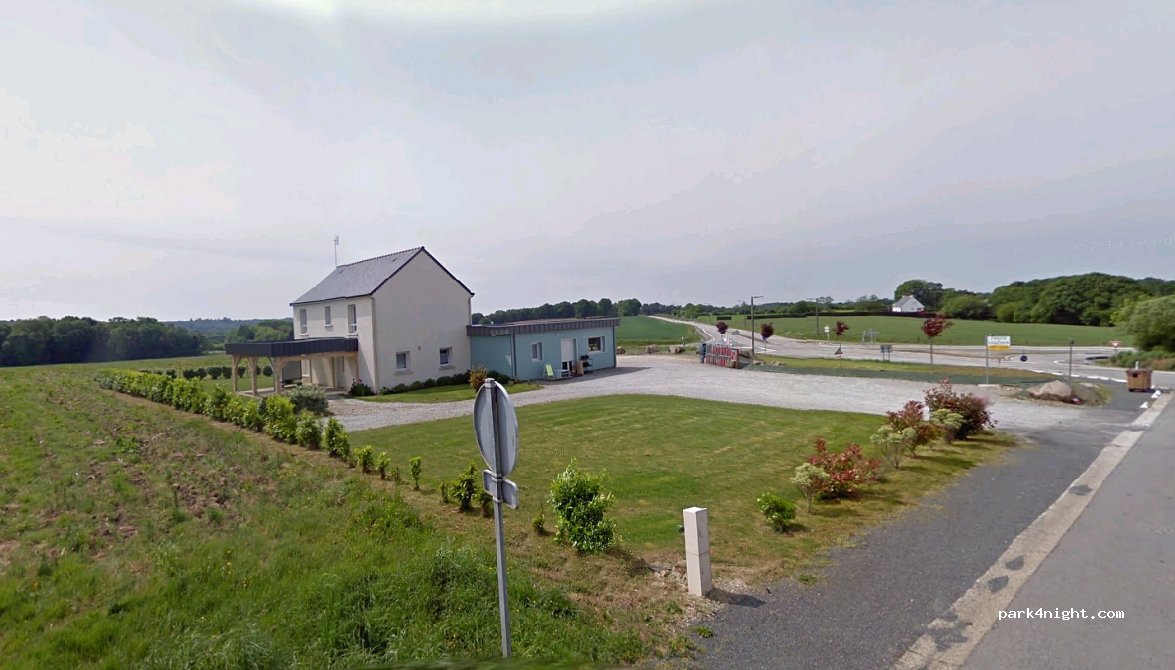 (56770) Plouray - 23-25 Rue du Midi — foto