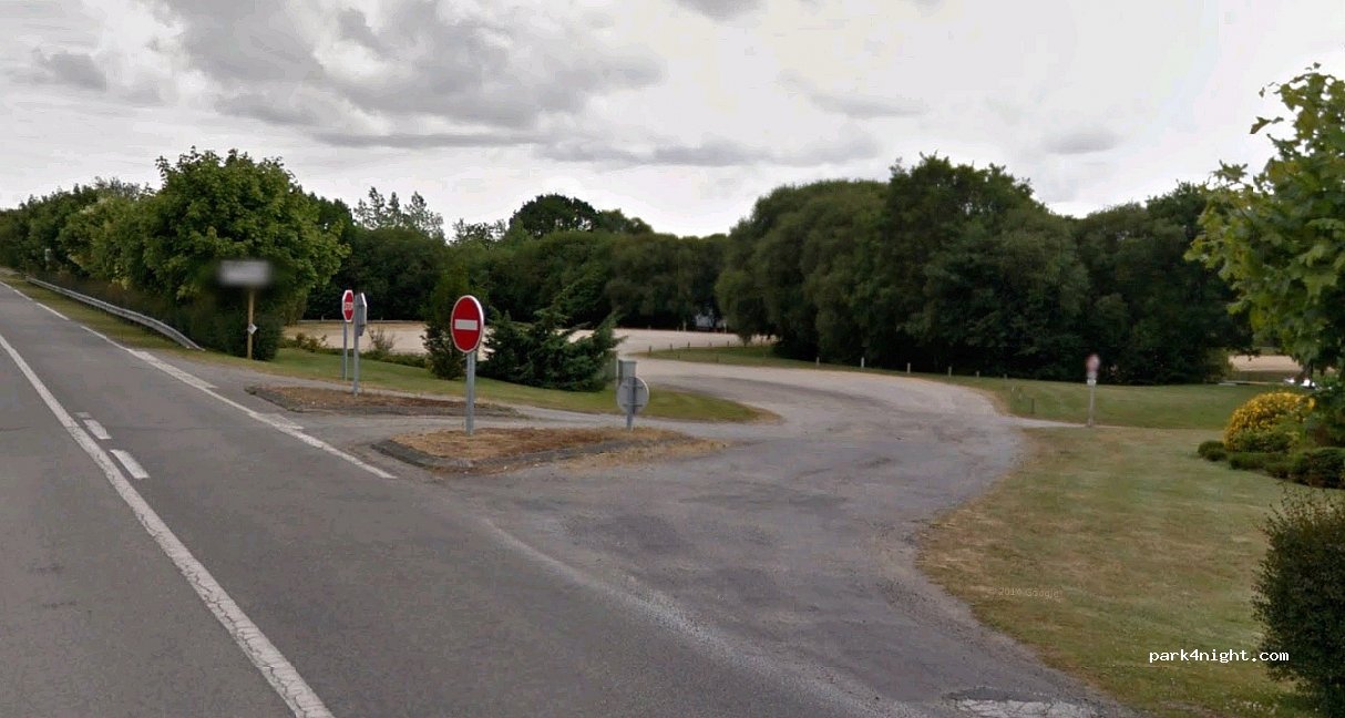 (56770) Plouray - 23-25 Rue du Midi — foto 2