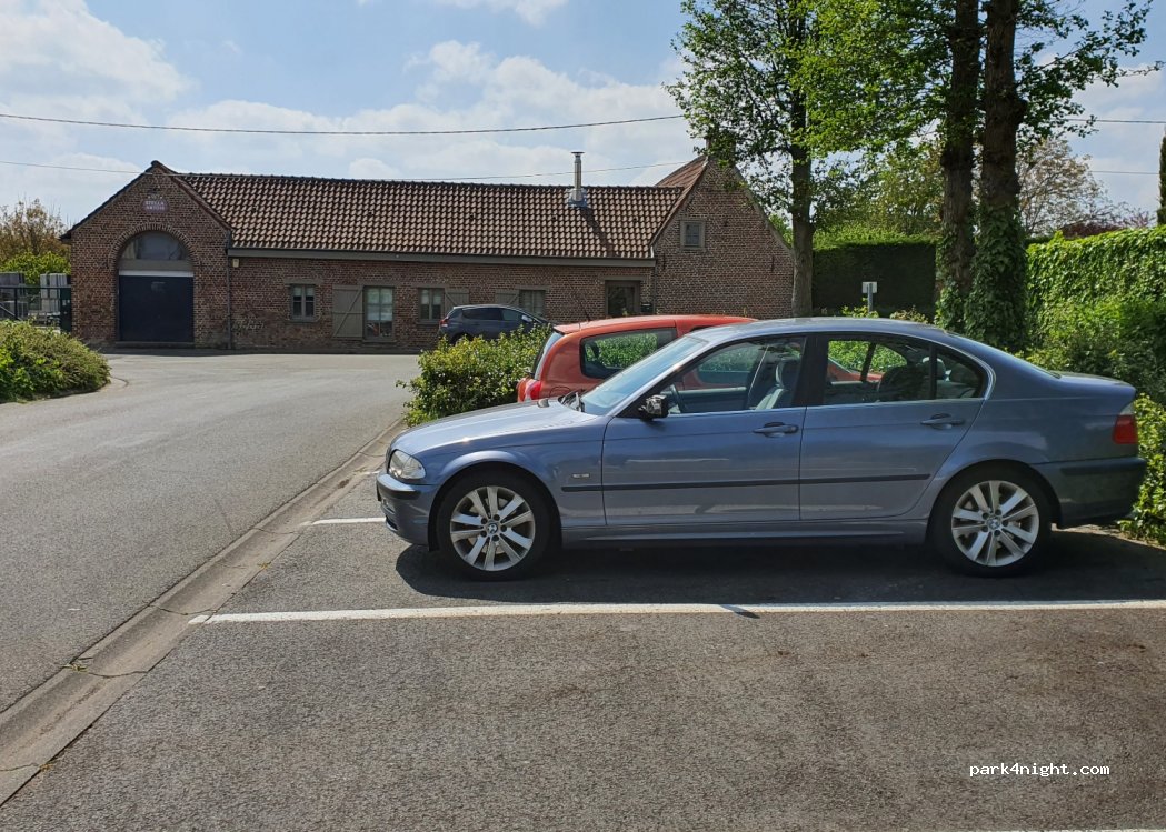 (7700) Mouscron - 48 Rue des Fauvettes — foto