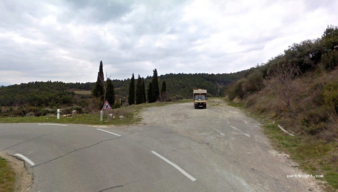 (84240) Vitrolles-en-Lubéron - 5 D33 — foto