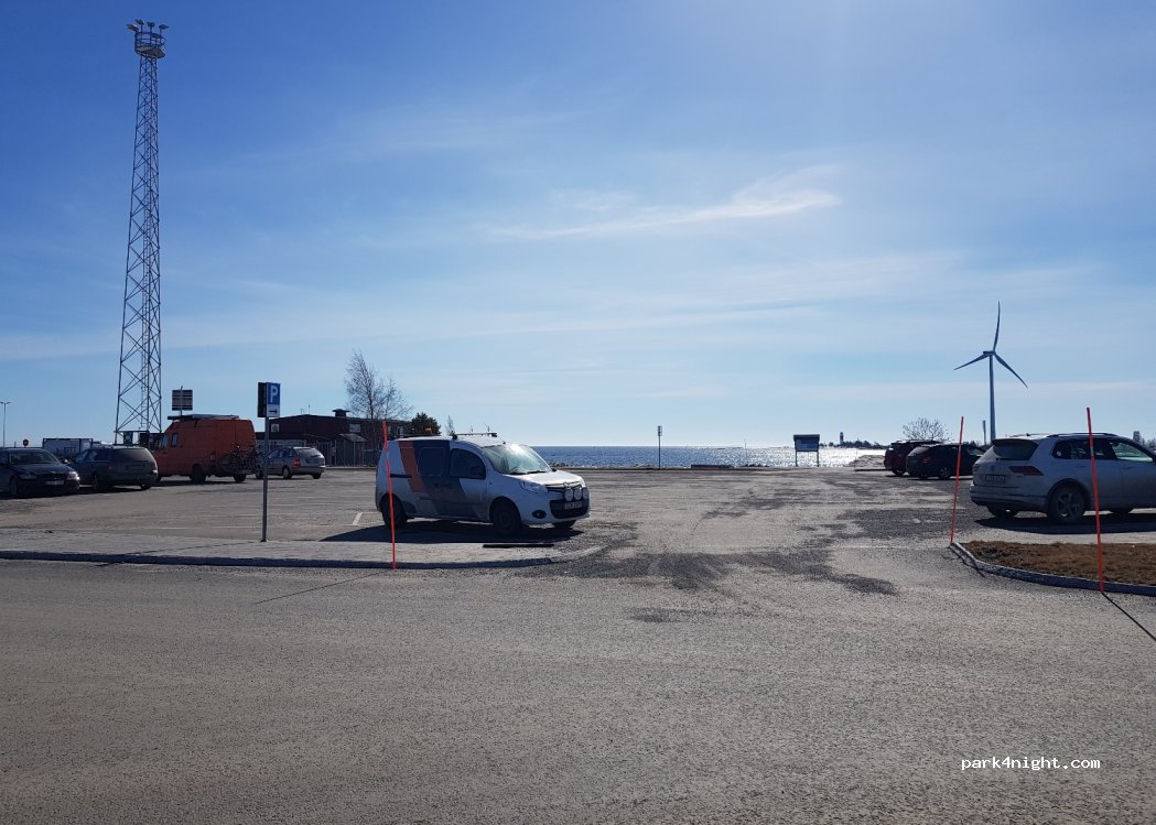 (913 22) Holmsund - — foto