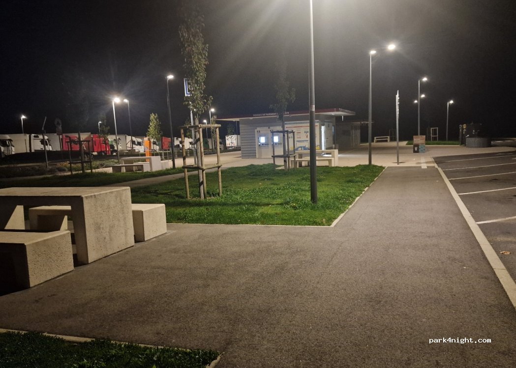 (03470) Pierrefitte-sur-Loire - — foto 3