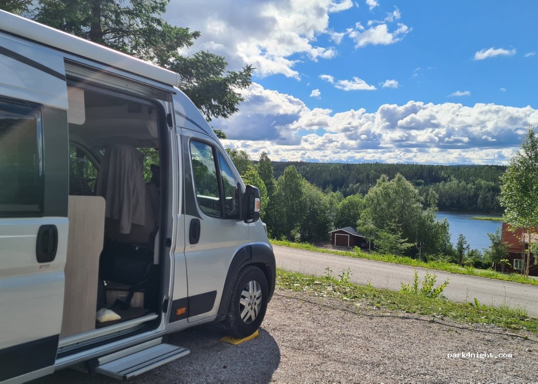 (795 96) Boda Kyrkby - Kärvsåsens byväg 24 — foto 2