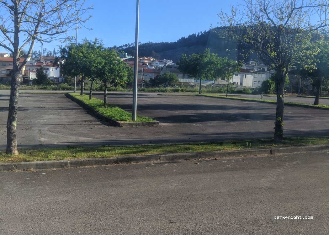 (3700)  - 211 Rua Casa da Mâmoa — foto