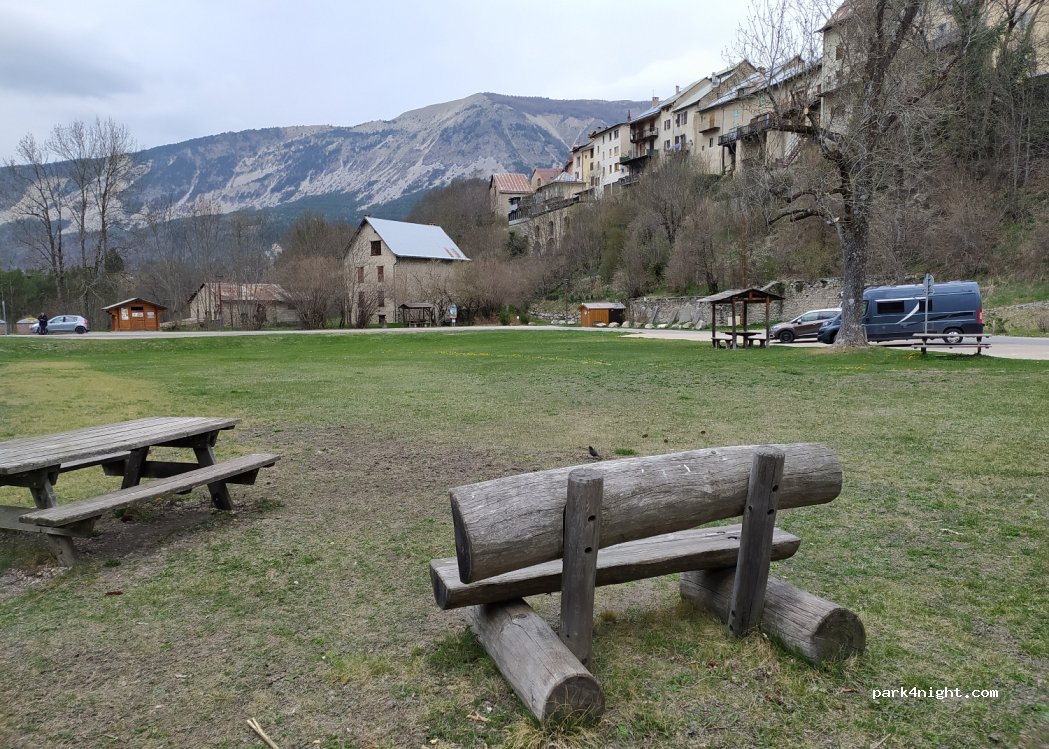 (04370) Beauvezer - 3 Le Village — foto