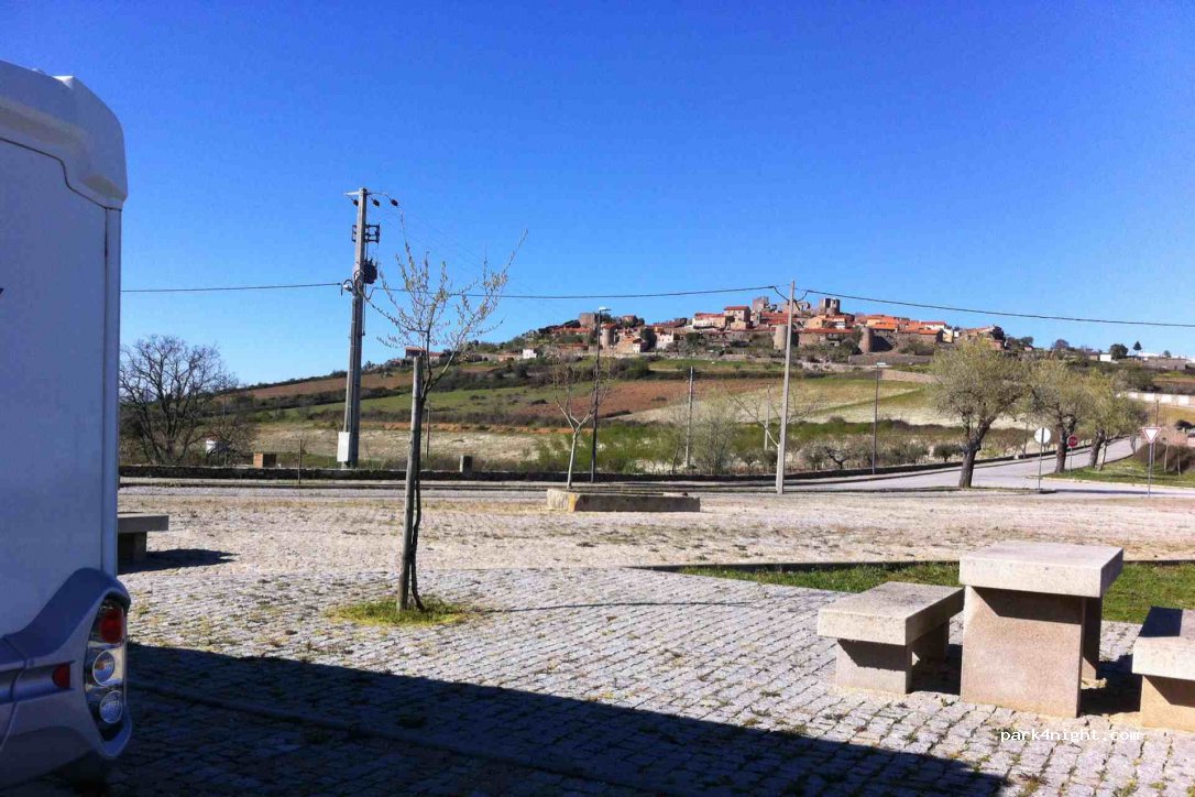 ()  - Unnamed Road — foto