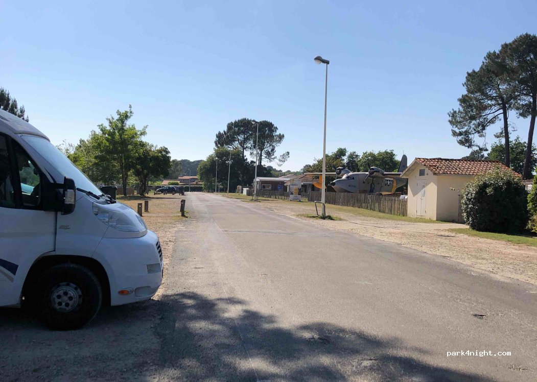 (40600) Biscarrosse - 265 Rue Louis Breguet — foto 4