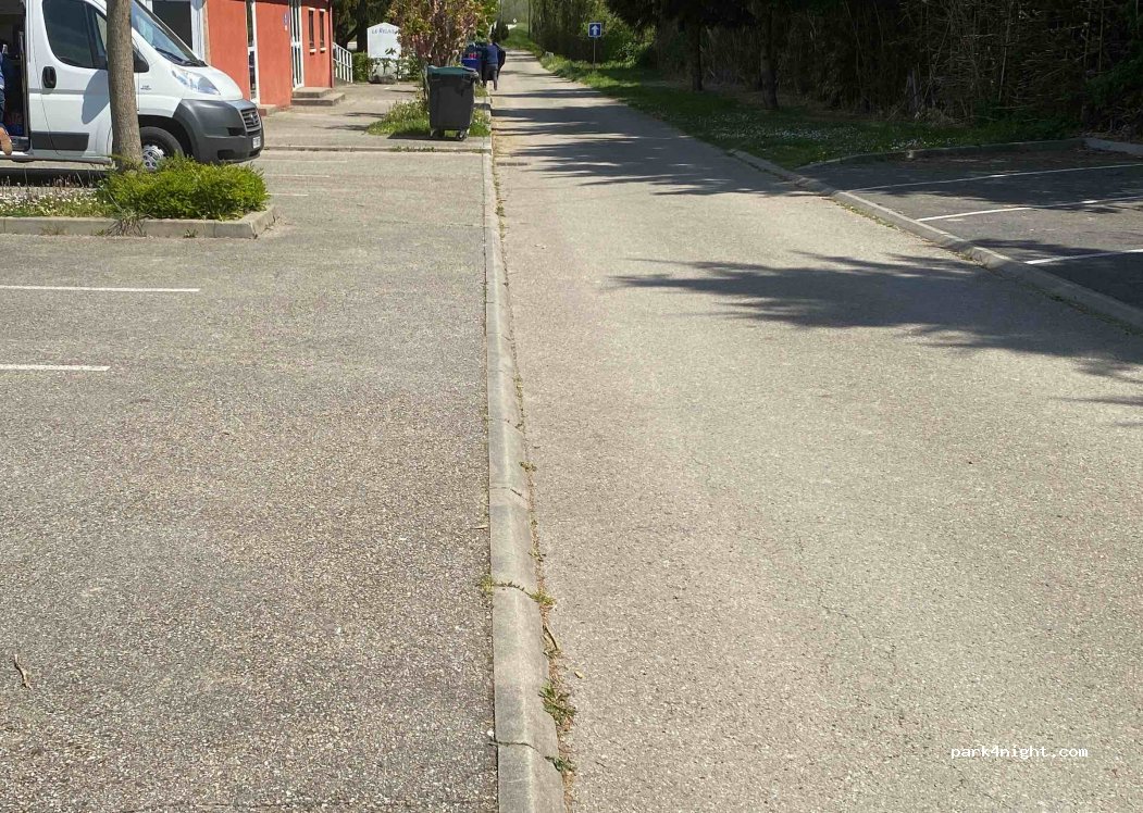 (01390) Saint-Marcel - Rue des Etangs — foto 2