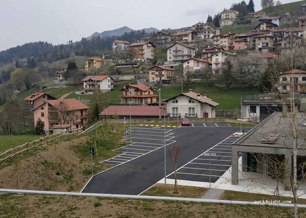 (24060) Bossico - Via cima del Monte 2 — foto