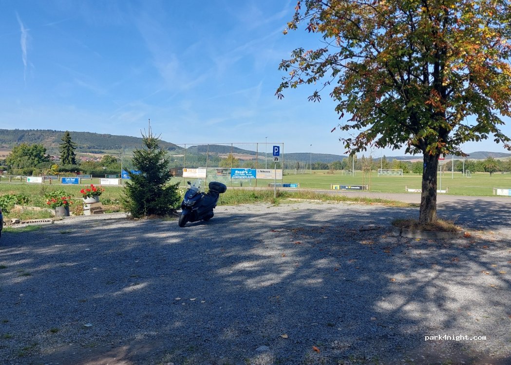 Wohnmobilstellplatz Impfingen — foto