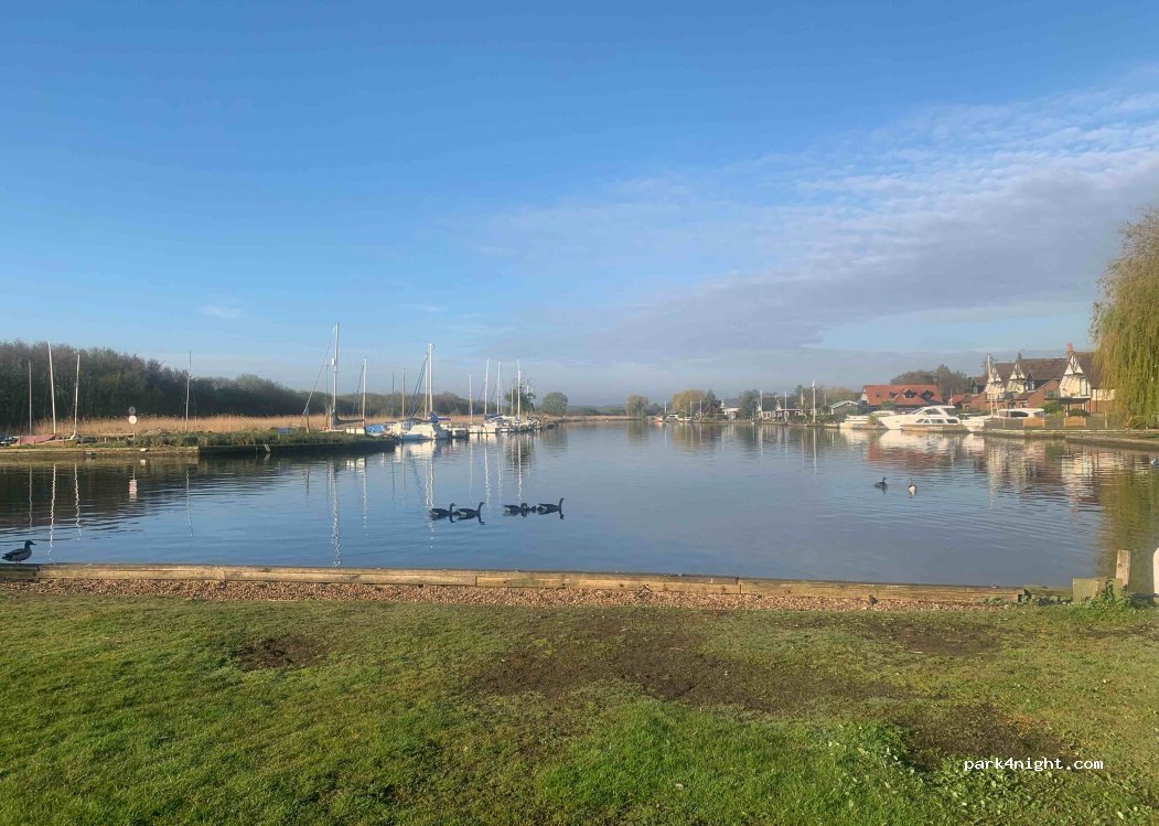 (NR12 8AA) Horning - 13 Lower Street — foto 3