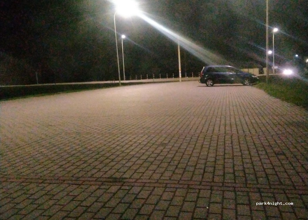 (07-230) Niegów - 43 Kościelna — foto