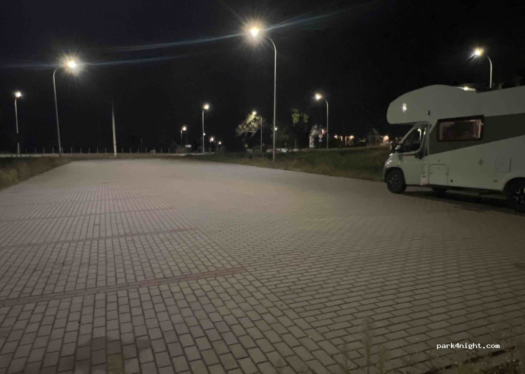 (07-230) Niegów - 43 Kościelna — foto 2