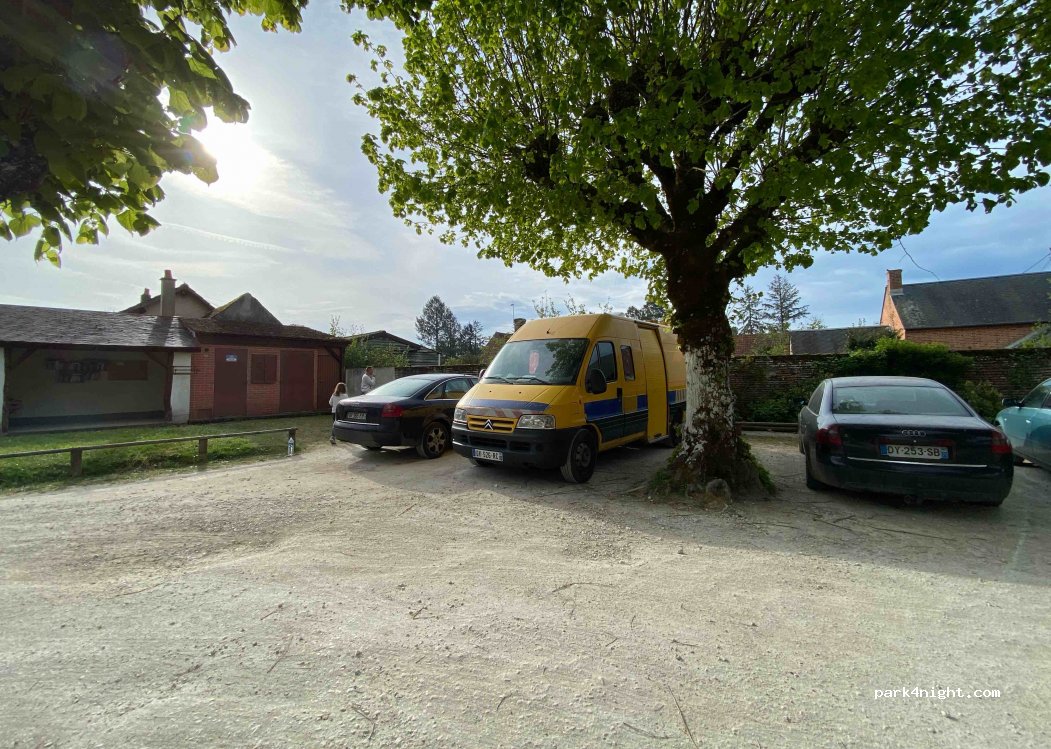 (45510) Vannes-sur-Cosson - 1 Route d'Isdes — foto