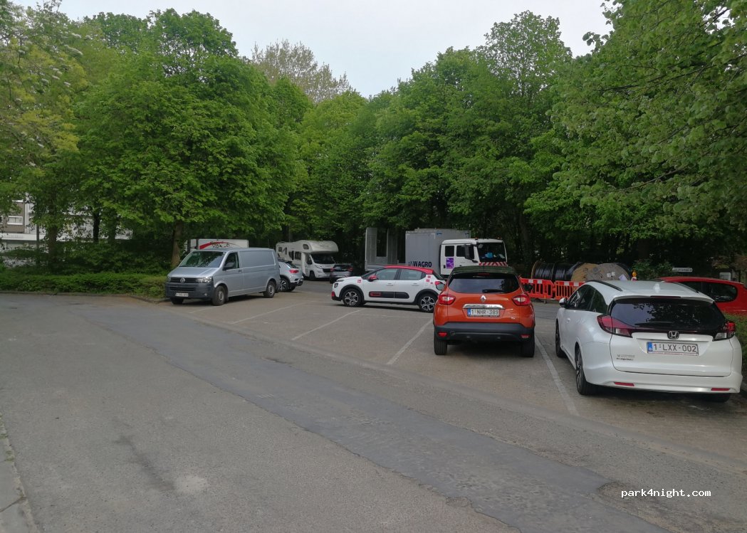 (8200) Brugge - Azalealaan/Frederik Sanderpark — foto