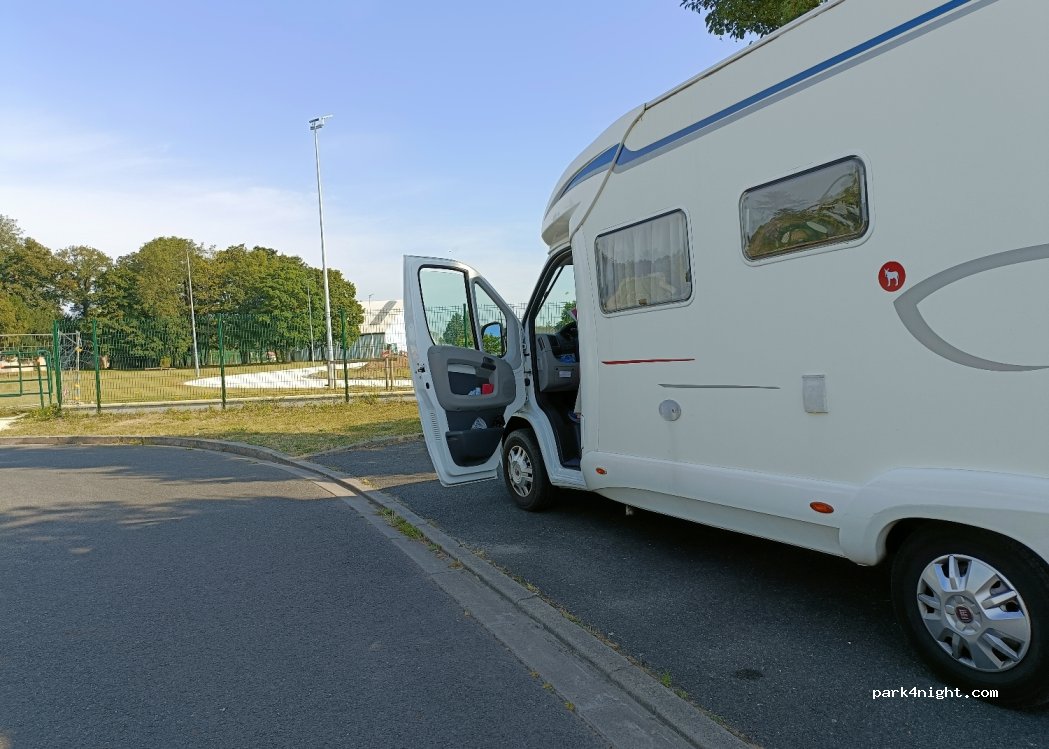 (45170) Neuville-aux-Bois - 19 Rue de Ruau — foto