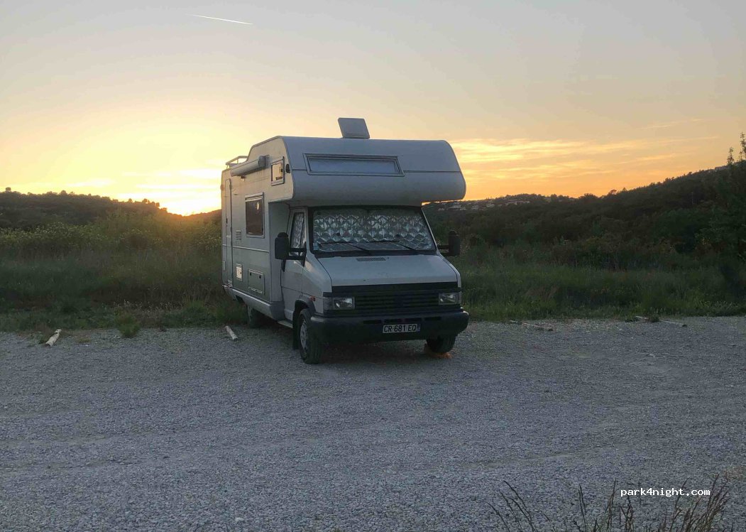 (84340) Malaucène - D242 — foto 4
