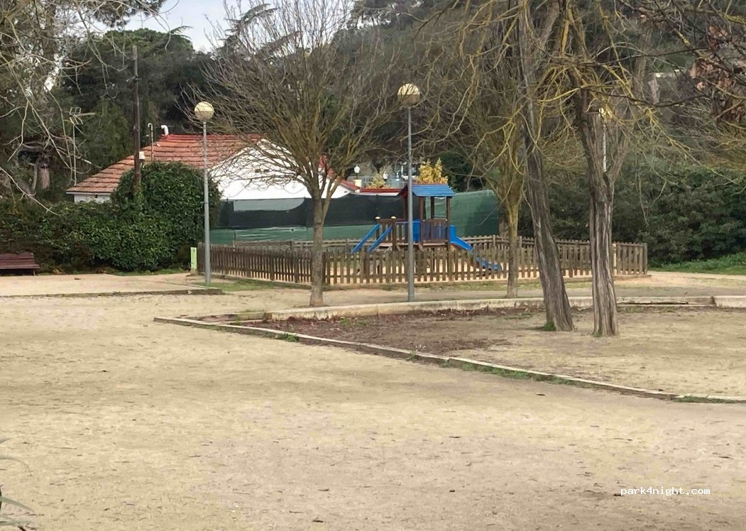 (08017) Barcelona - 1 Carretera de Vallvidrera a les Planes — foto 3
