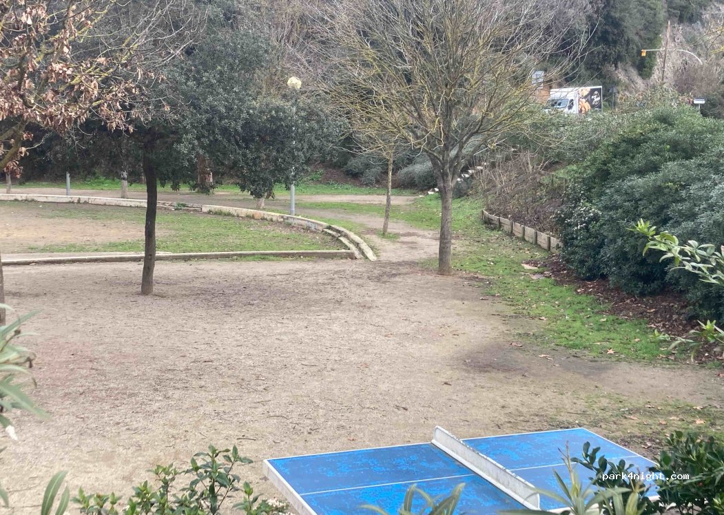 (08017) Barcelona - 1 Carretera de Vallvidrera a les Planes — foto 5