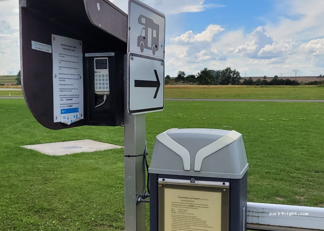 Wohnmobilstellplatz Flugplatz Pasewalk — foto 4