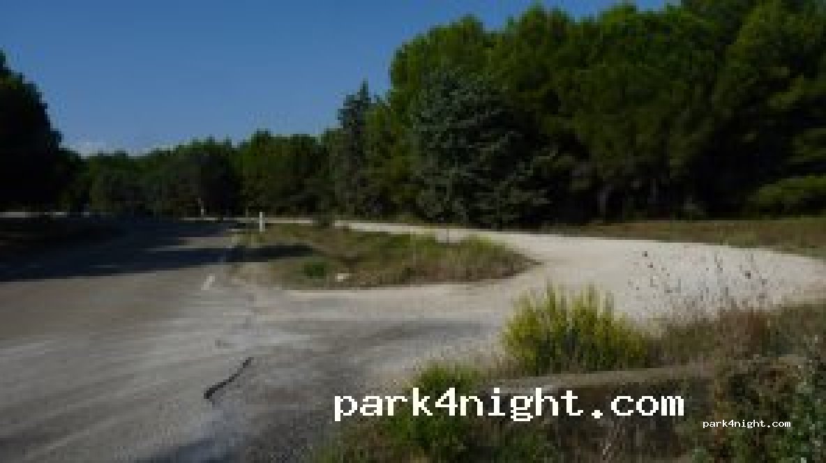 (30800) Saint-Gilles - Unnamed Road — foto 2