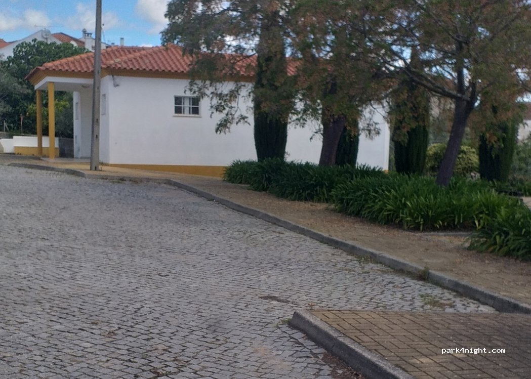 (6150-214) Peral - 22 Rua da Escola — foto