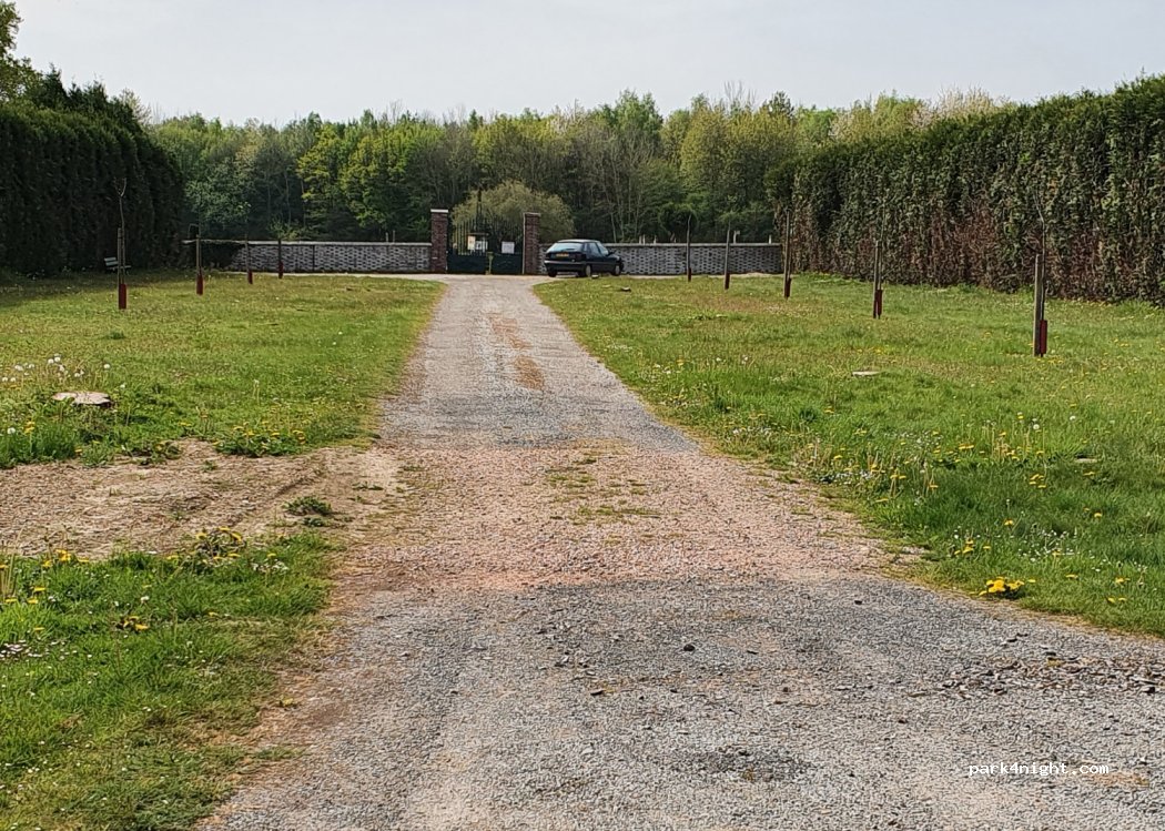 (27410) Mesnil-en-Ouche - — foto