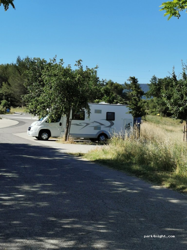 (84480) Bonnieux - D108 — foto 2