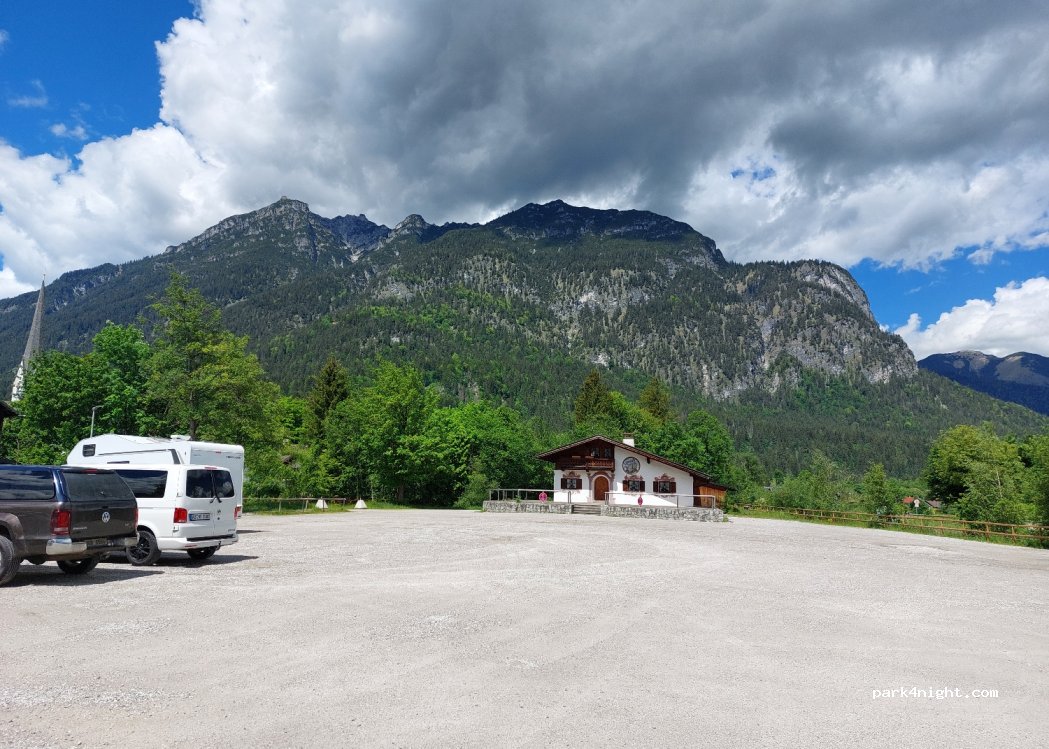 (82467) Garmisch-Partenkirchen - 33 Alleestraße — foto