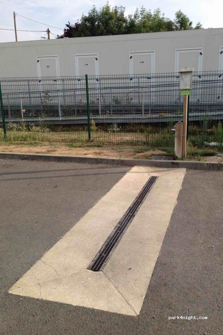 (28210) Nogent-le-Roi - 9000 Rue du Pont des Demoiselles — foto 2