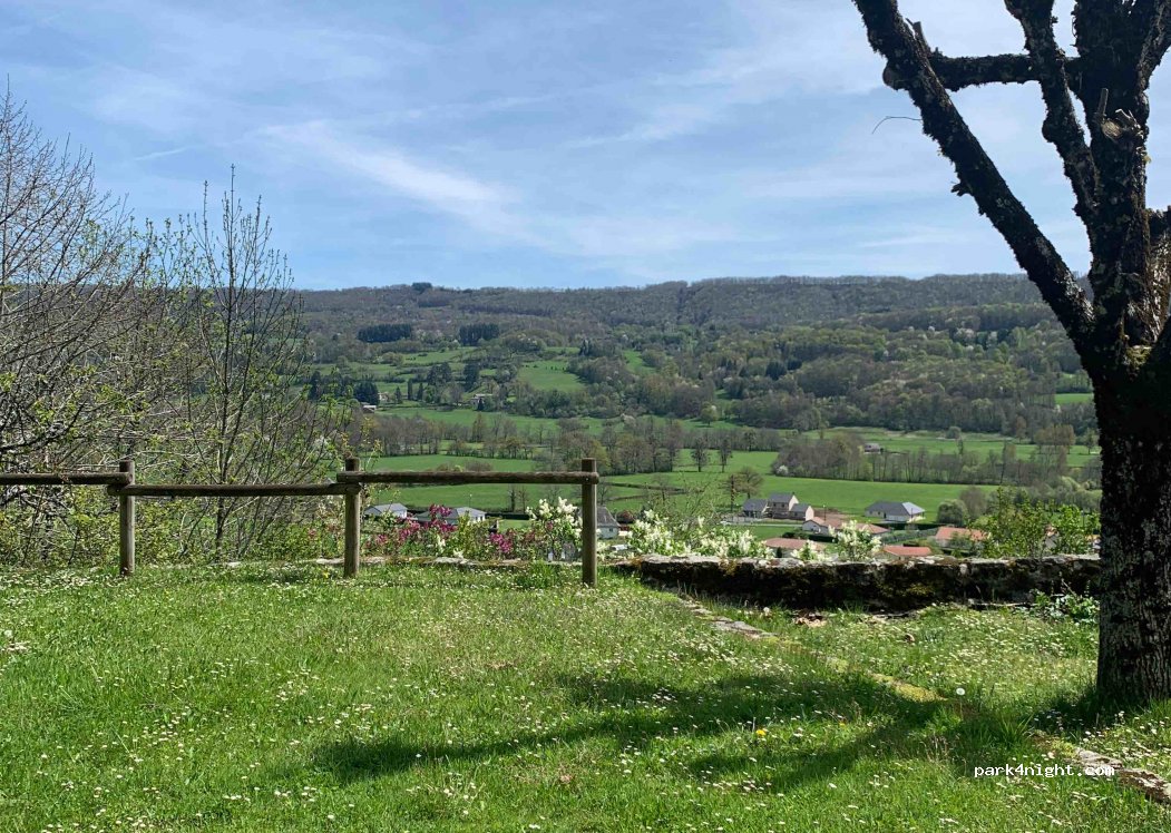 (15800) Polminhac - 1 Le Ganel — foto