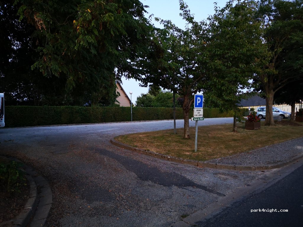 (27300) Plasnes - 2-4 Rue de la Mairie — foto 2