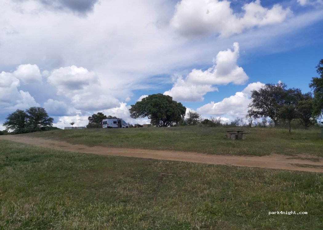 (10830) Torrejoncillo - Unnamed Road — foto 3