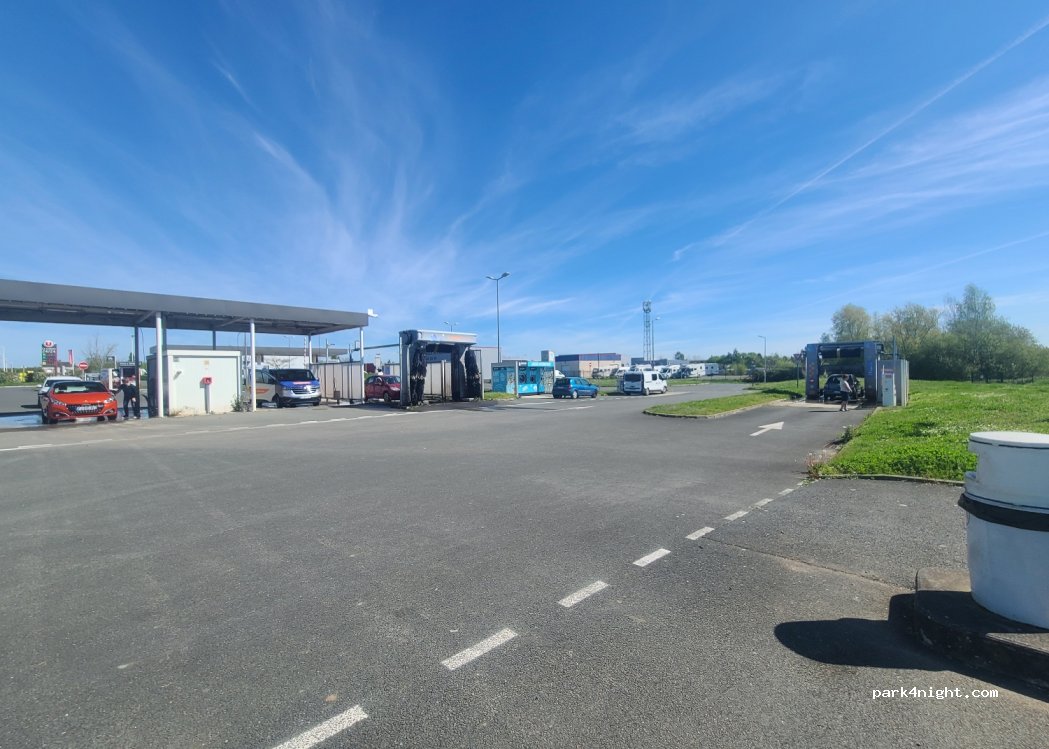 (49800) Loire-Authion - La Perrière — foto 2
