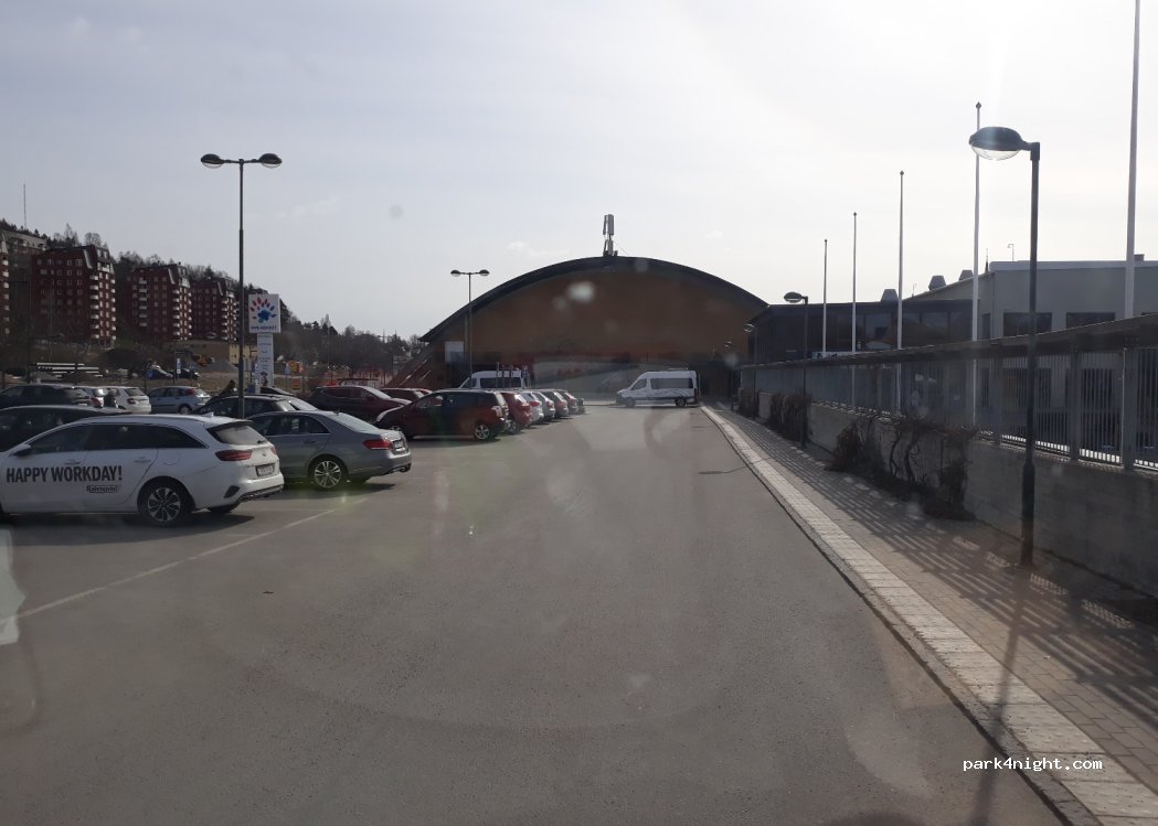 (852 34) Sundsvall - 24 Universitetsallén — foto 3