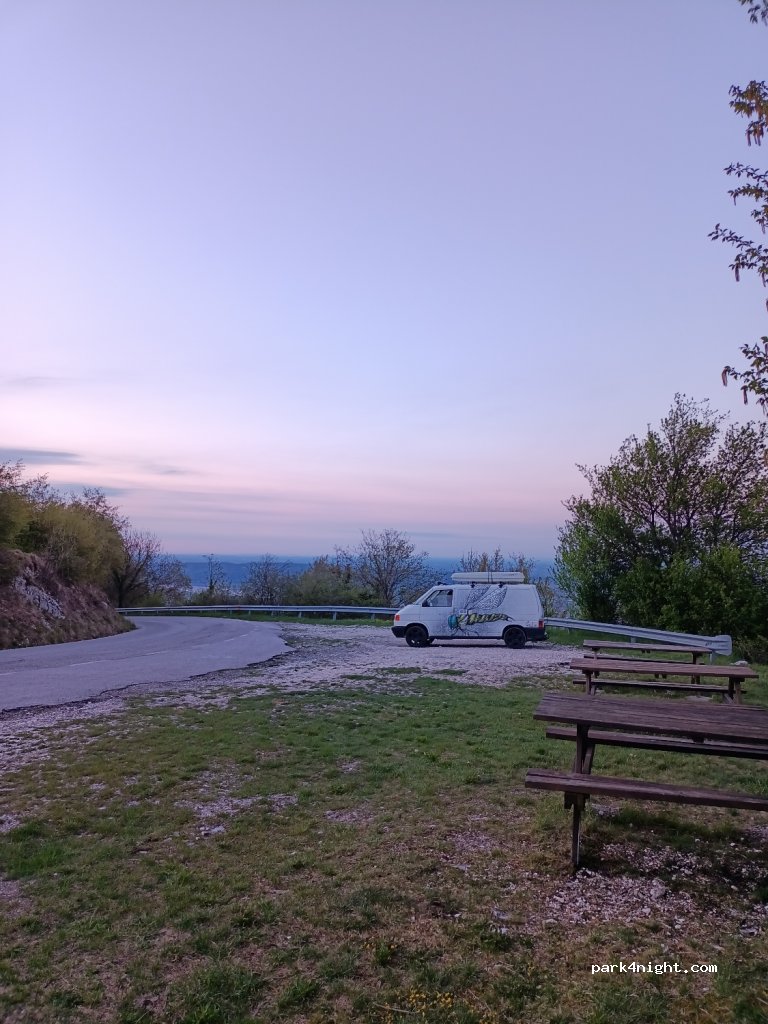 () Valdobbiadene - Via S. Francesco — foto