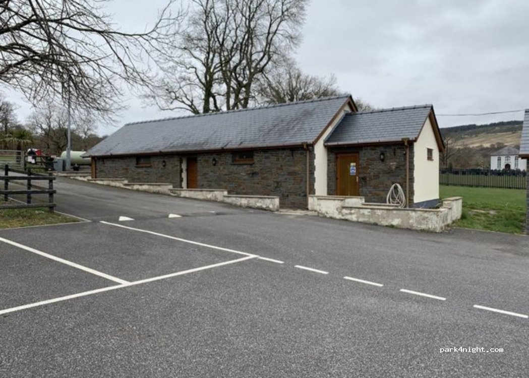 Brecon Beacons Caravan Touring Park - Caravan Camping and Motorhomes — foto