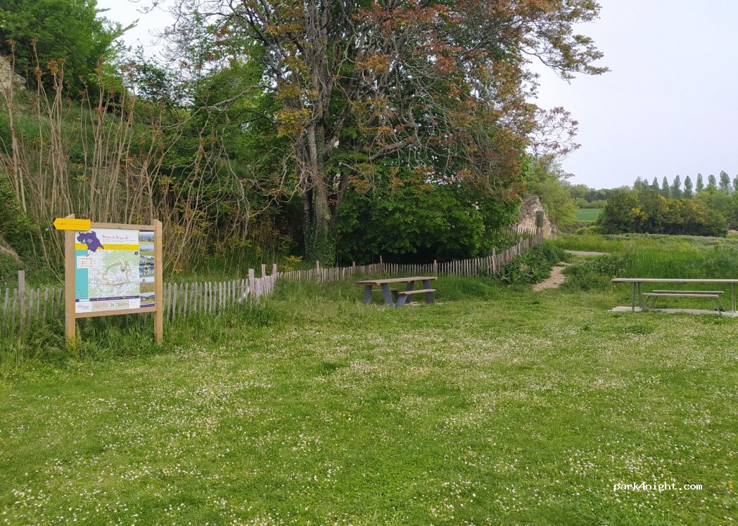 (86140) Scorbé-Clairvaux - 6 Haut Clairvaux — foto 2