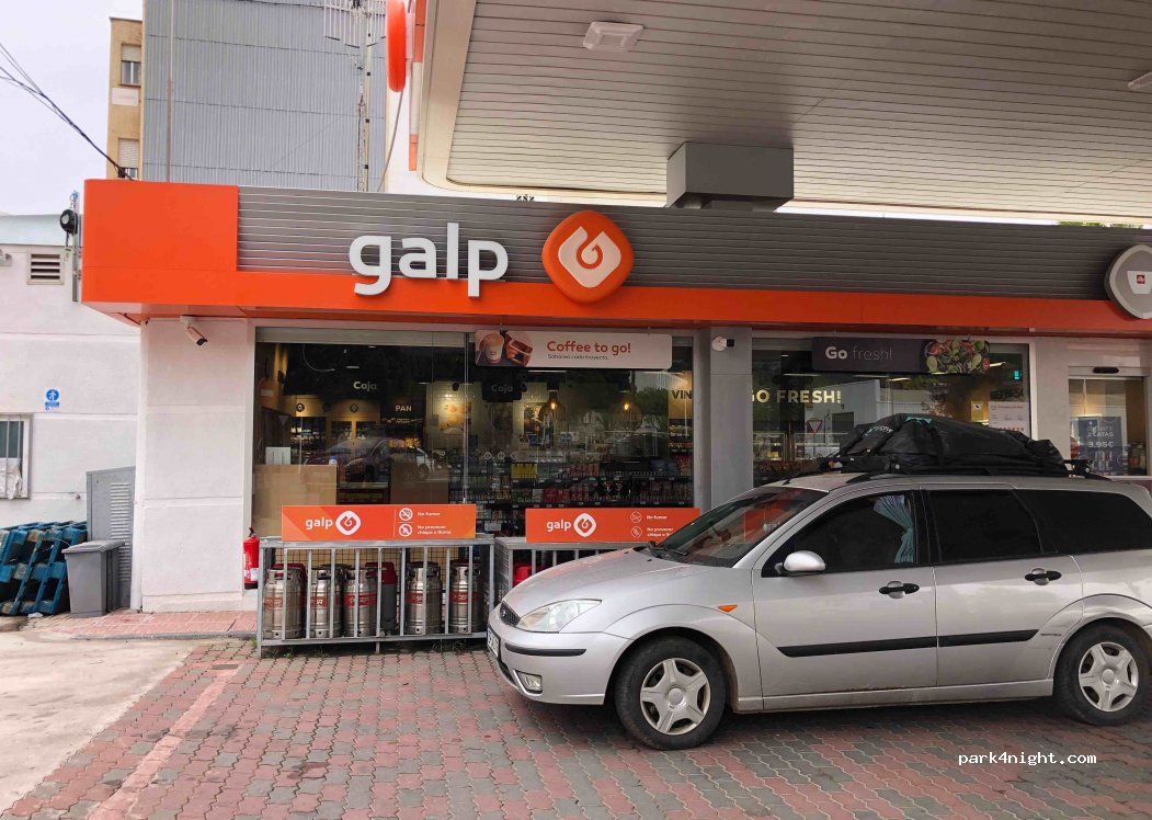 (12594) Oropesa - 3-5 Avenida la Plana — foto