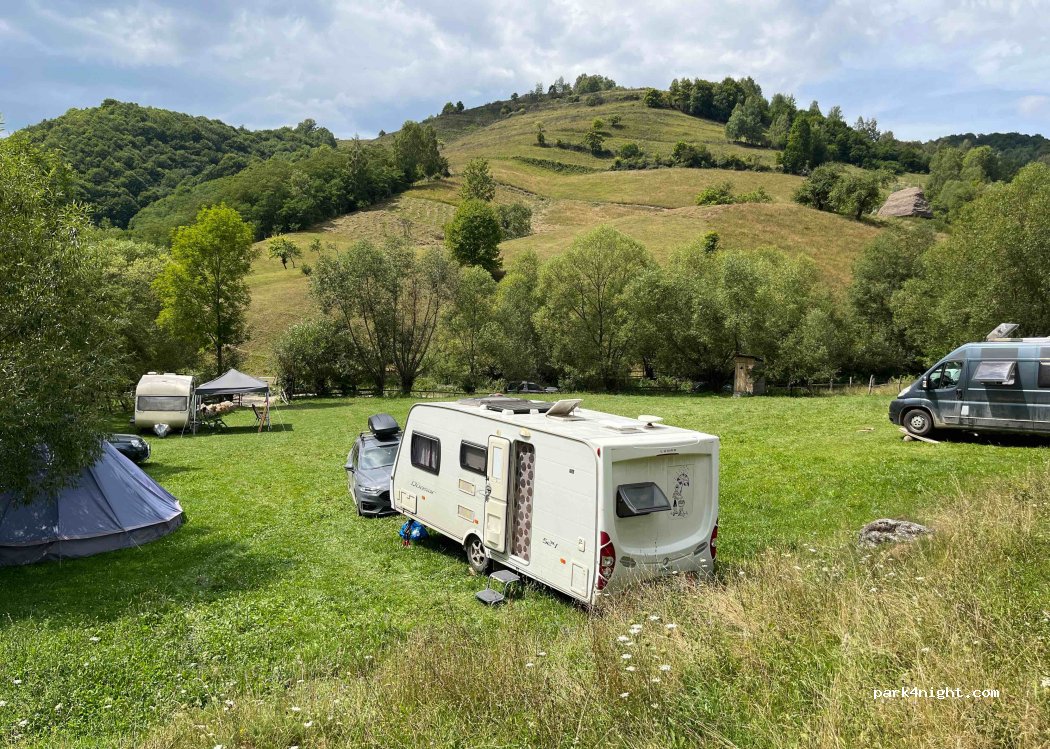 Dupa Deal Campingplatz — foto 3
