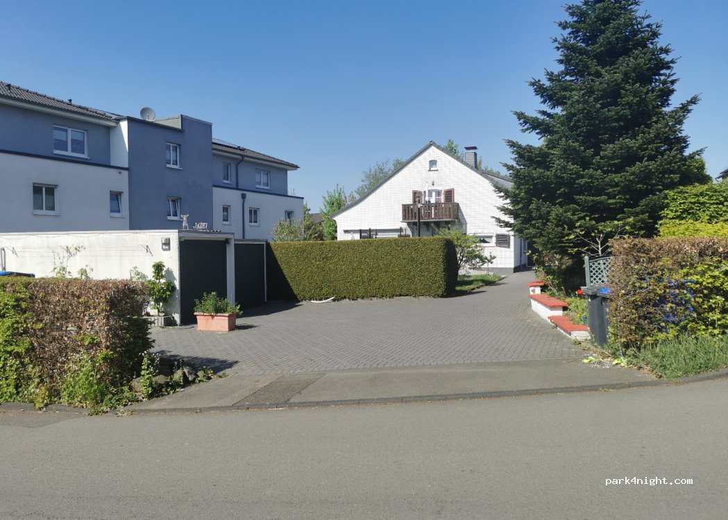 (42929) Wermelskirchen - 2 Vorm Eickerberg — foto 4