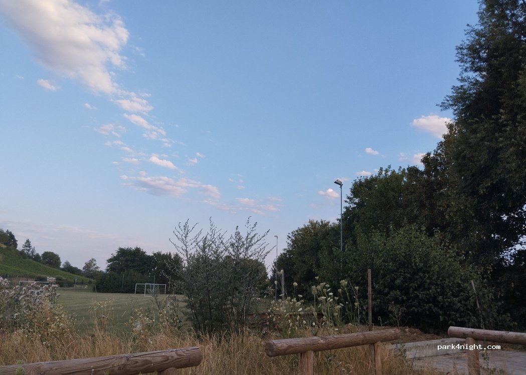 (97320) Buchbrunn - Kitzinger Straße unterhalb vom Sportplatz Richtung Kitzingen — foto 3