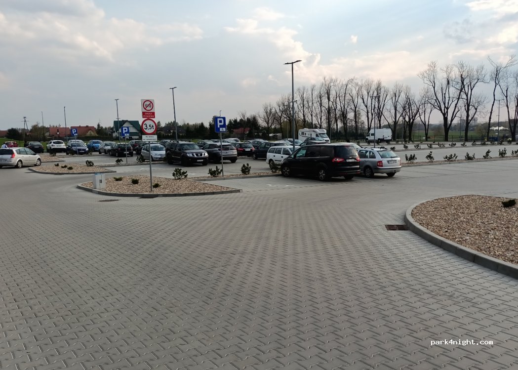 (99-200) Poddębice - 15 Adama Mickiewicza — foto 2