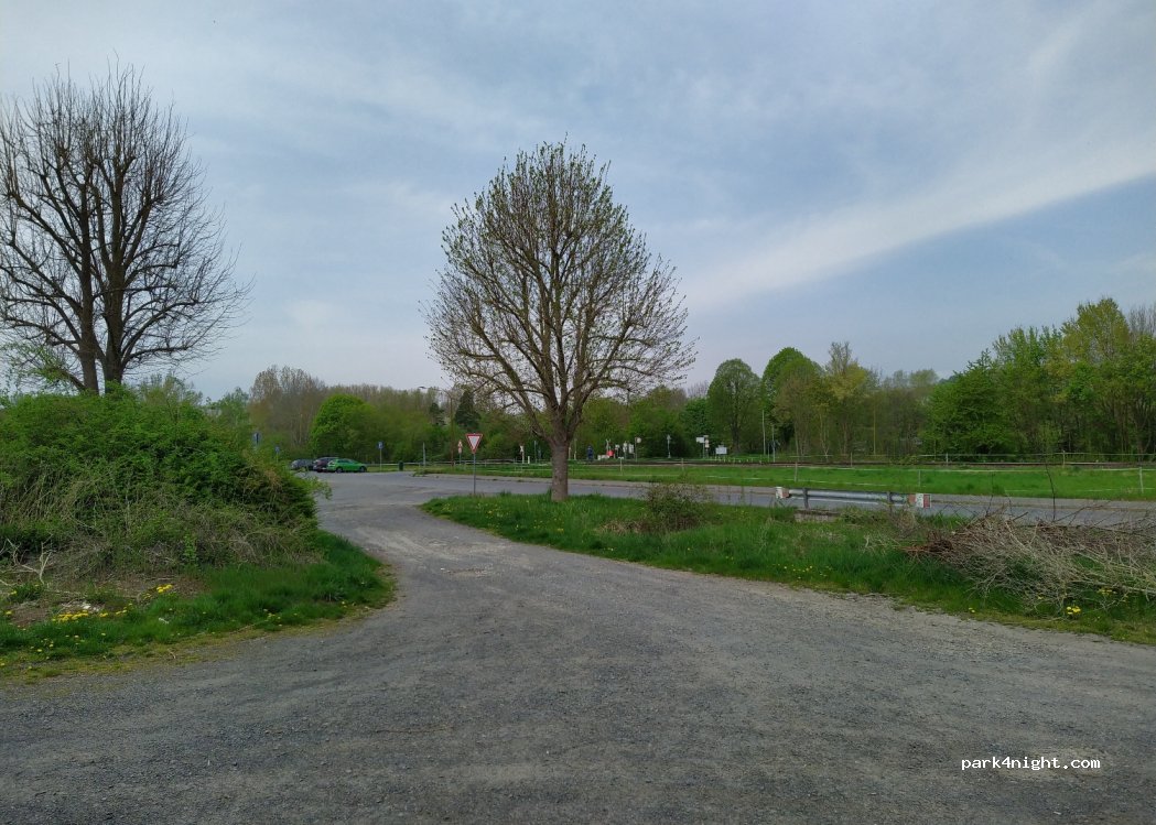 (34560) Fritzlar - 1-3 Lindenweg — foto 2