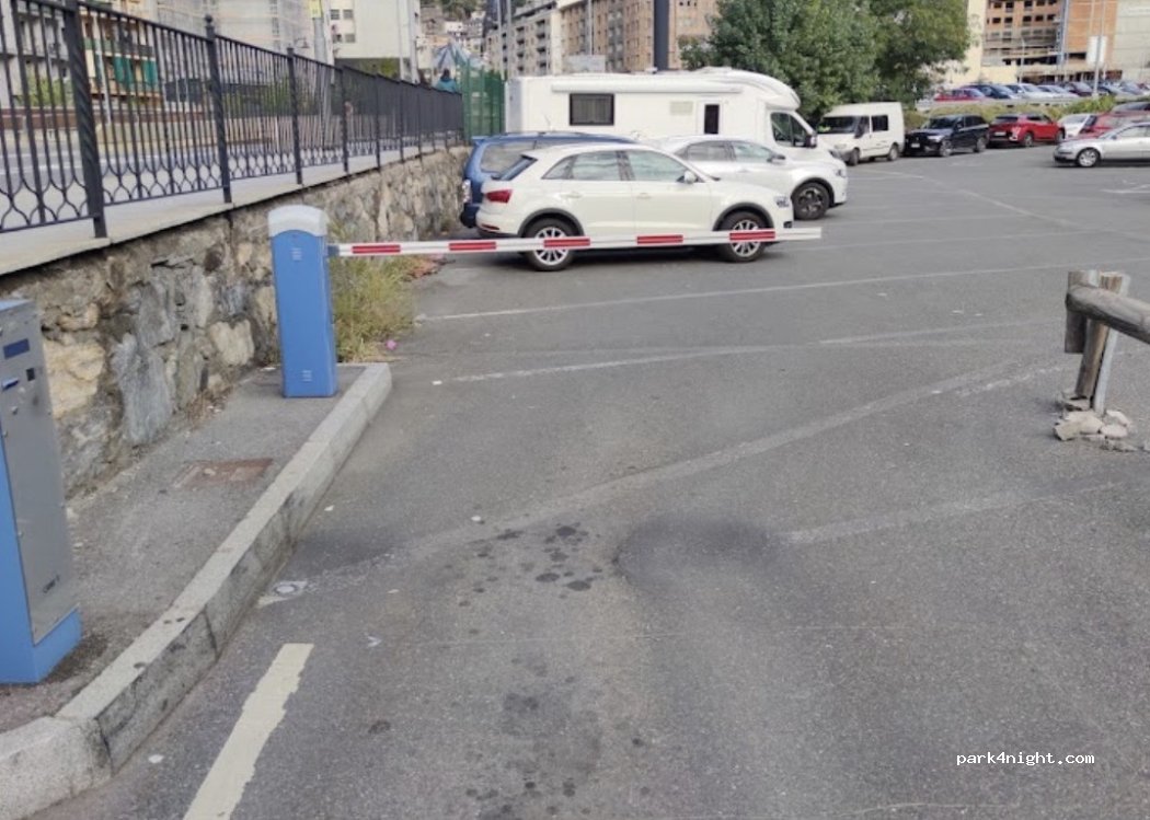 (AD500) Andorra la Vella - Carrer Babot Camp, 4 — foto