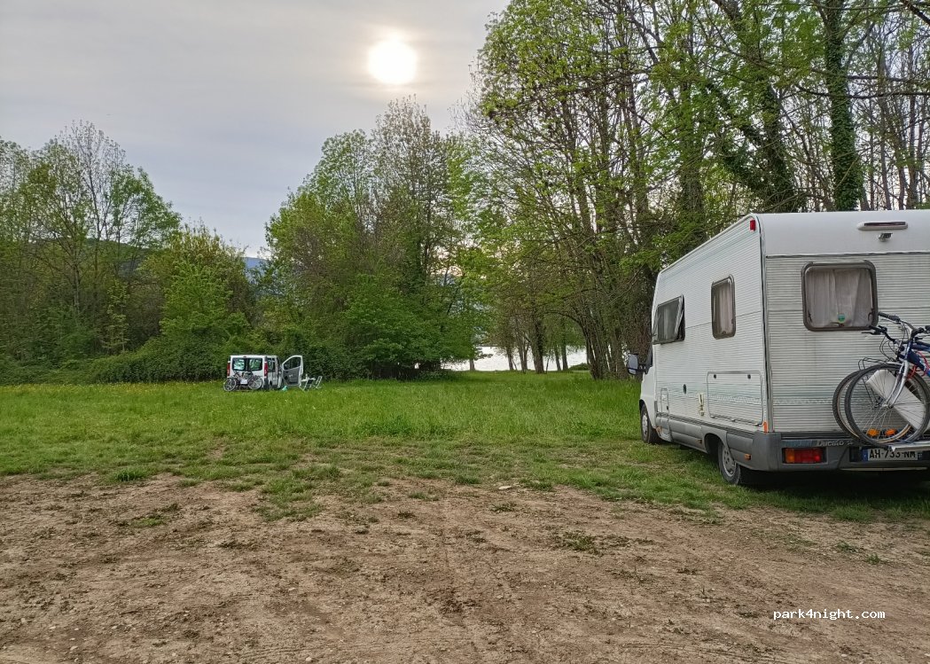 (74290) Talloires-Montmin - 228 Route du Ponton — foto 2